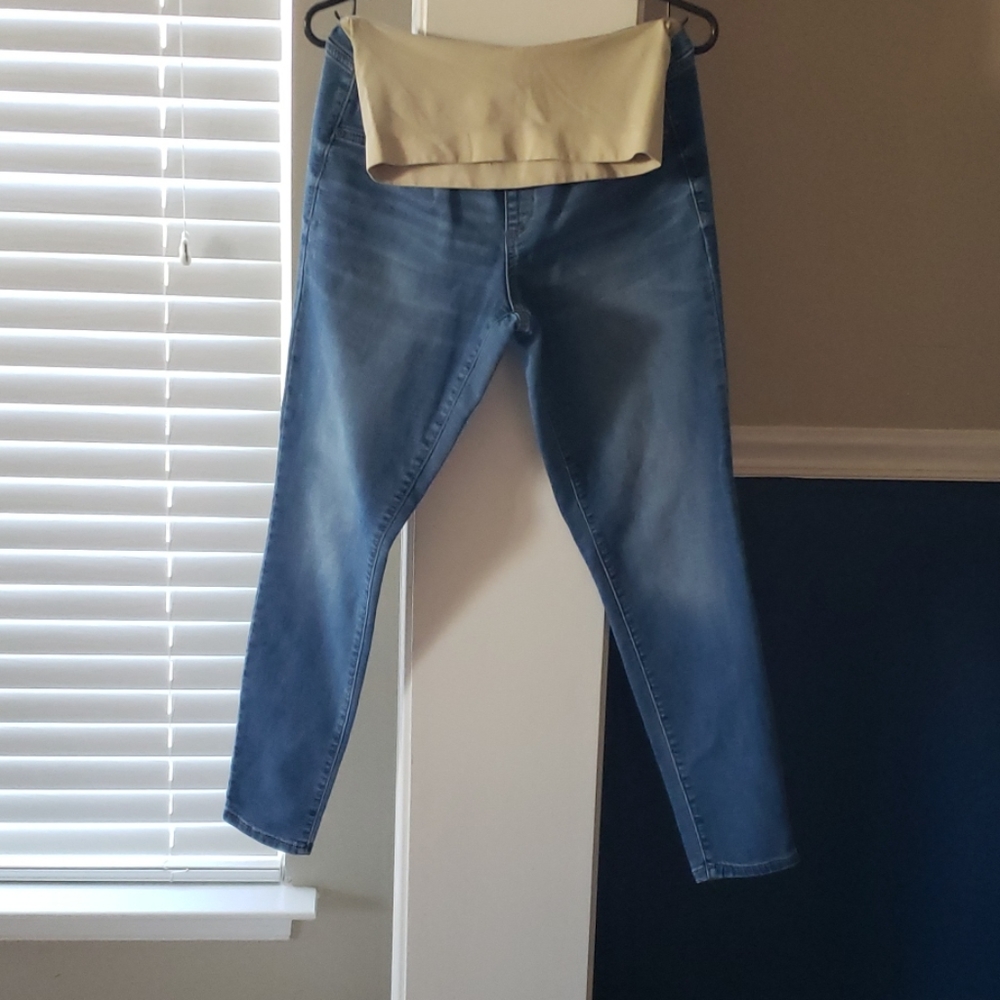 Maternity pants w/ belly band